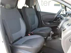 Renault Captur (2014) thumbnail 18