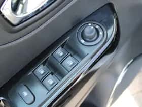 Renault Captur (2014) thumbnail 20