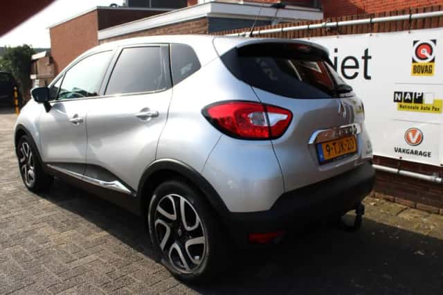 Renault Captur (2014) thumbnail 4