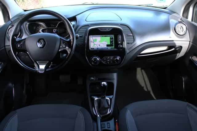 Renault Captur (2014) thumbnail 5
