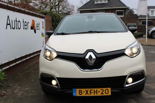 Renault Captur (2014) thumbnail 2