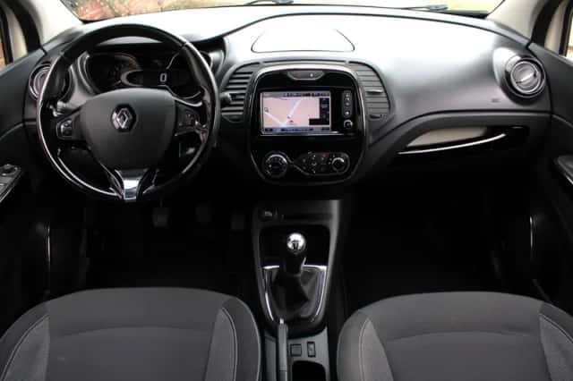Renault Captur (2014) thumbnail 5