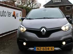 Renault Captur (2015) thumbnail 2