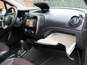 Renault Captur (2015) thumbnail 16