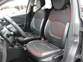 Renault Captur (2015) thumbnail 20