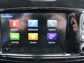 Renault Captur (2015) thumbnail 27