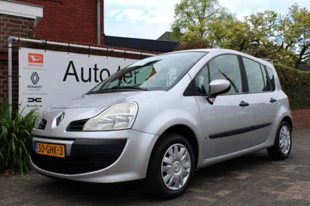 Renault MODUS (2008) thumbnail 1
