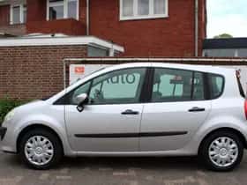 Renault MODUS (2008) thumbnail 3