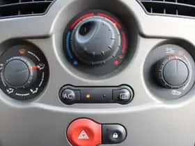 Renault MODUS (2008) thumbnail 26