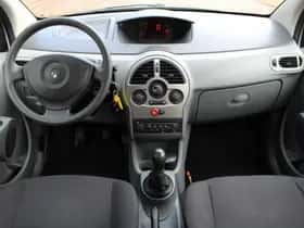 Renault MODUS (2008) thumbnail 5