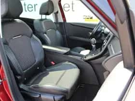 Renault Scénic (2018) thumbnail 17