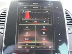 Renault Scénic (2018) thumbnail 41