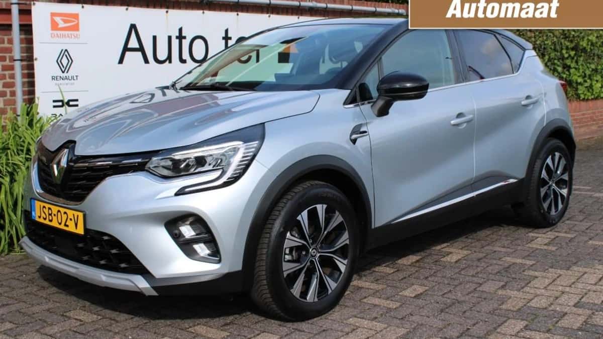 Renault Captur (2024) — foto 1