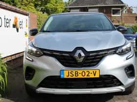 Renault Captur (2024) thumbnail 2