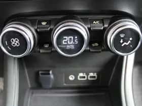 Renault Captur (2024) thumbnail 32