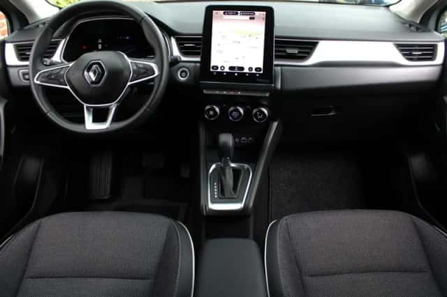 Renault Captur (2024) thumbnail 6
