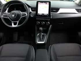 Renault Captur (2024) thumbnail 6