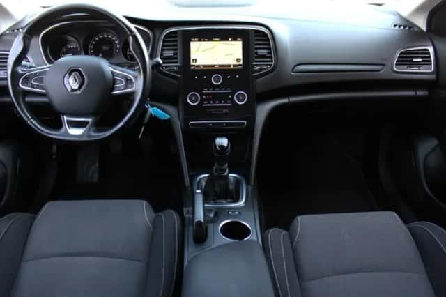 Renault Mégane (2018) thumbnail 5