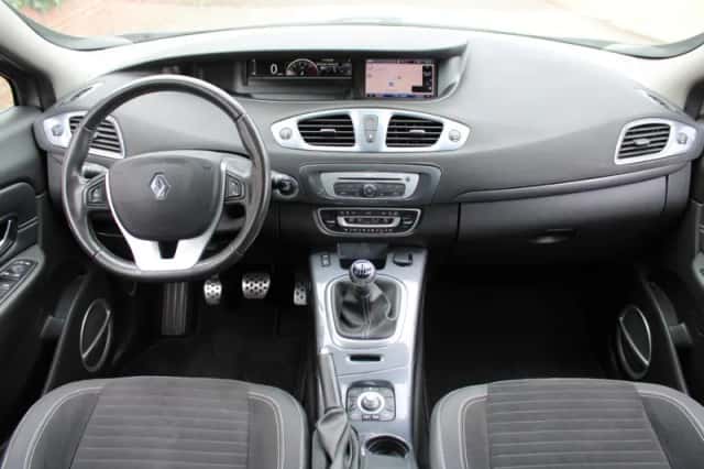 Renault Scénic (2015) thumbnail 6