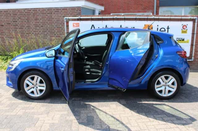Renault Clio (2020) thumbnail 4