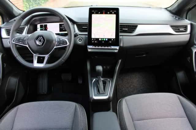 Renault Captur (2025) thumbnail 5