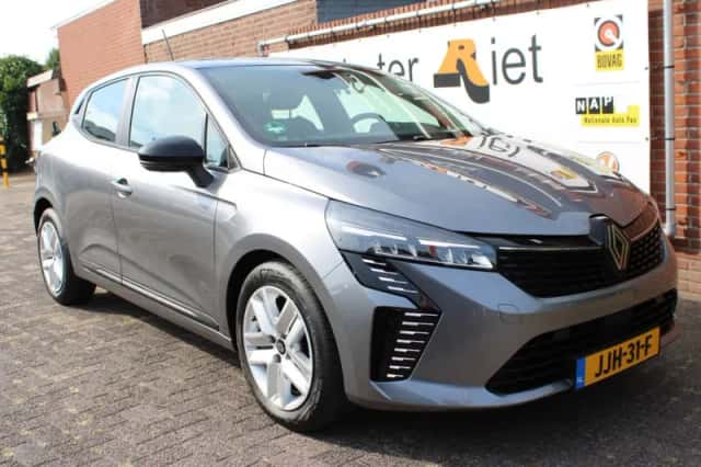 Renault Clio (2025) thumbnail 1