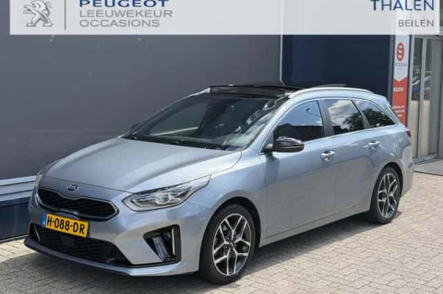 Kia Ceed Sportswagon (2020) thumbnail 1