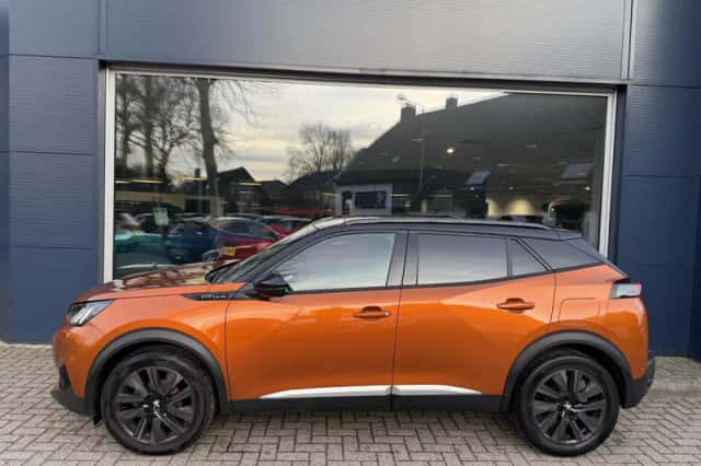 Peugeot 2008 (2008) thumbnail 5