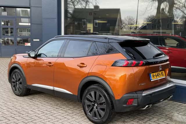 Peugeot 2008 (2008) thumbnail 6