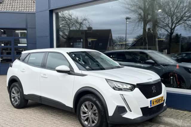 Peugeot 2008 (2008) thumbnail 5