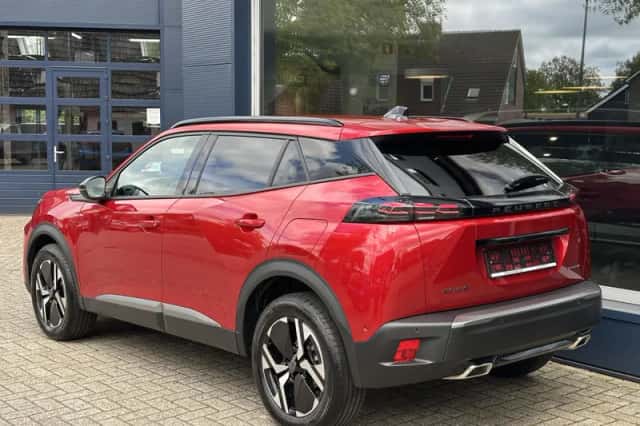 Peugeot 2008 (2008) thumbnail 6