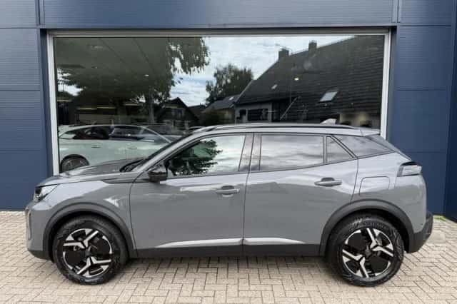 Peugeot 2008 (2024) thumbnail 6
