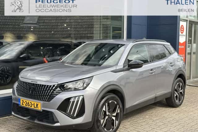 Peugeot 2008 (2023) thumbnail 2
