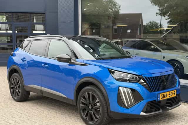 Peugeot 2008 (2024) thumbnail 6