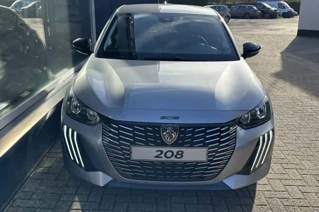 Peugeot 208 (2024) thumbnail 6