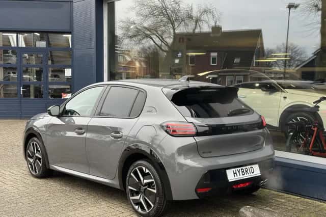 Peugeot 208 (2025) thumbnail 4