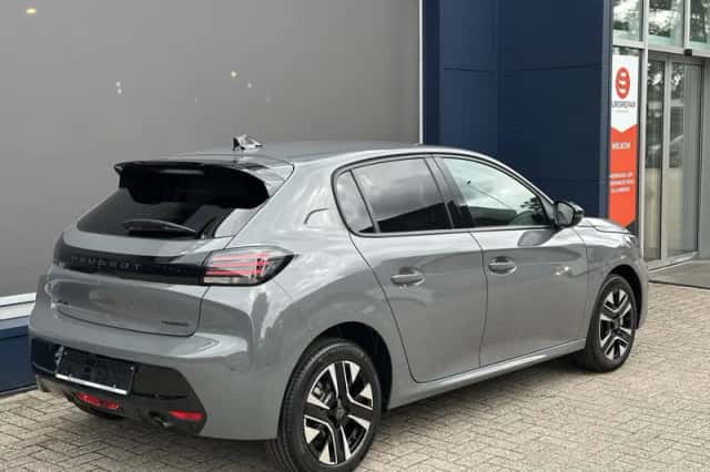 Peugeot 208 (2025) thumbnail 6