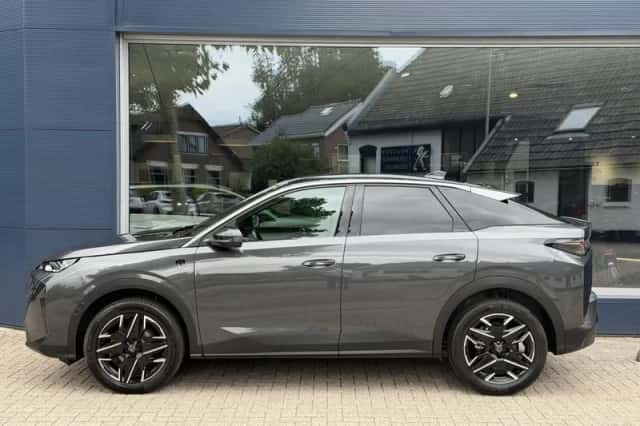 Peugeot 3008 (2025) thumbnail 3