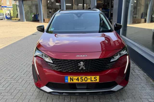 Peugeot 3008 (2021) thumbnail 6