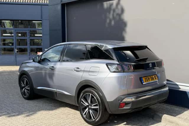 Peugeot 3008 (2024) thumbnail 5