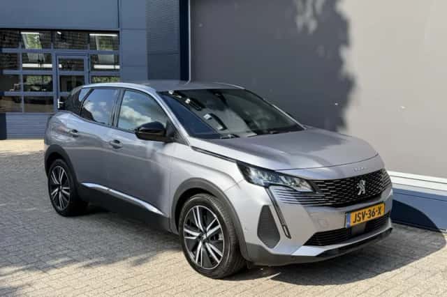 Peugeot 3008 (2024) thumbnail 6