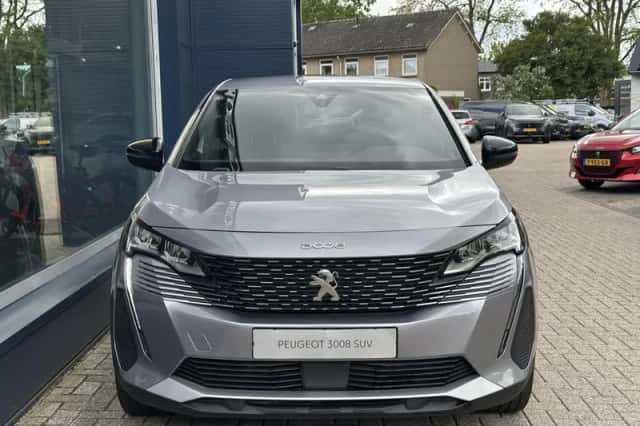 Peugeot 3008 (2024) thumbnail 3