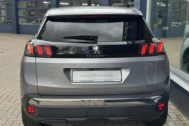 Peugeot 3008 (2024) thumbnail 6