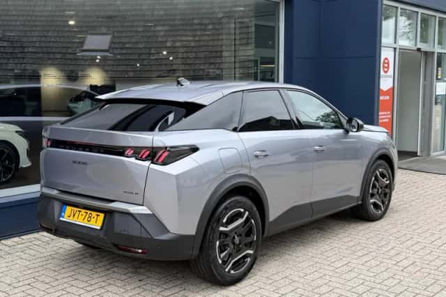 Peugeot 3008 (2026) thumbnail 2