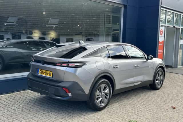 Peugeot 408 (2024) thumbnail 6