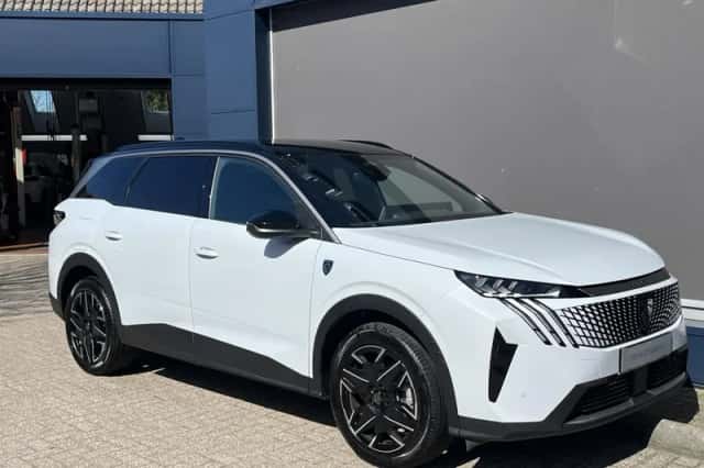 Peugeot 5008 (2025) thumbnail 5