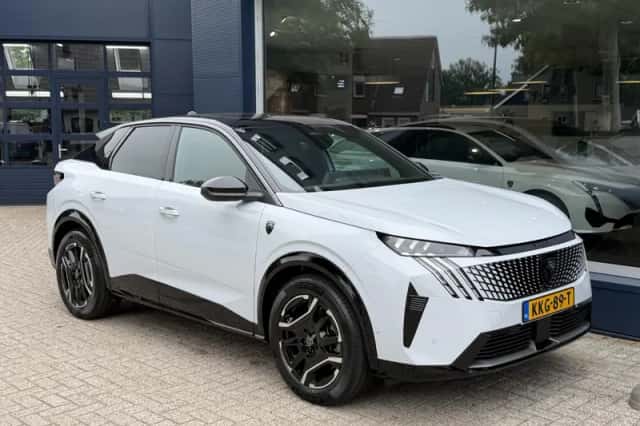 Peugeot e-3008 (2026) thumbnail 5