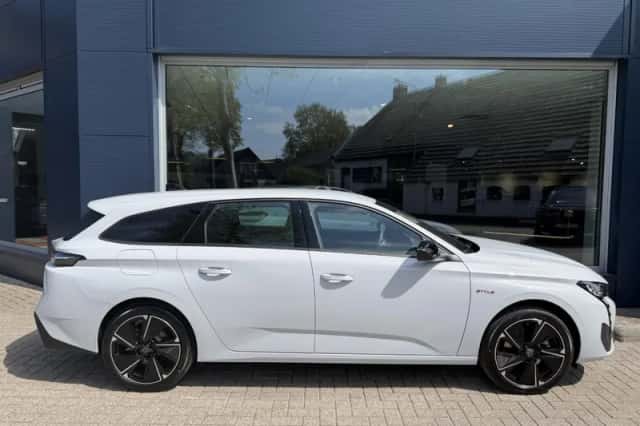 Peugeot e-308 (2026) thumbnail 6