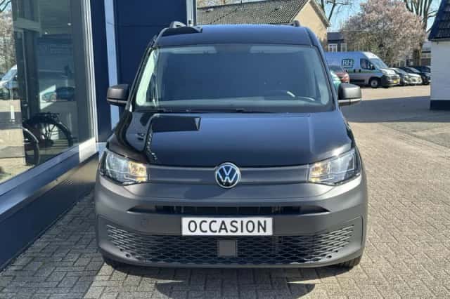 Volkswagen Caddy (2023) thumbnail 2