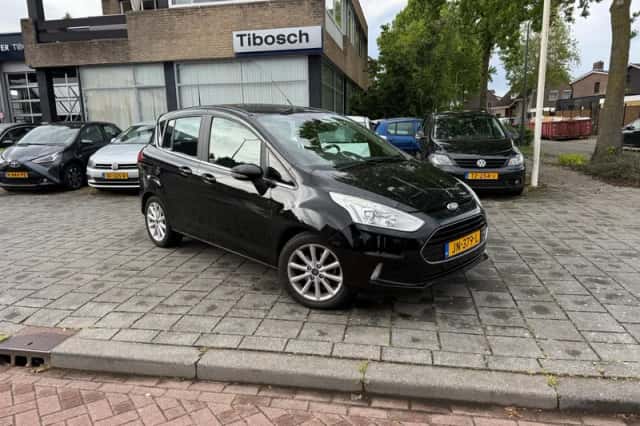 Ford B-Max (2016) thumbnail 1